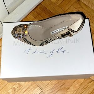 Brand new Manolo Hangisi style (SATC special edition)